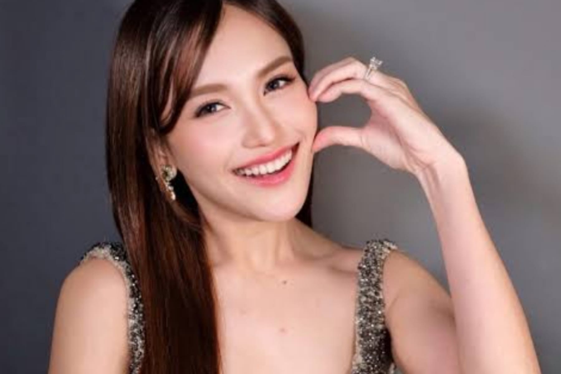 Respons Santai Ayu Ting Ting Mengenai Julukan 'Mesin ATM Keluarga': Saya Ikhlas, Itu Tugas Anak