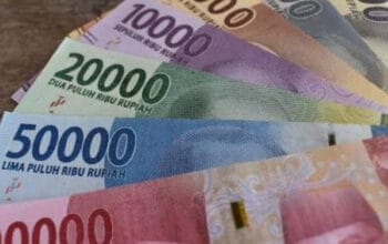 Rupiah Menguat Tipis, Pasar Tunggu Data Ekonomi AS Pasca-Shutdown