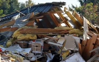 Salat Jumat Berujung Panik Masjid di SMA Negeri 72 Meledak!