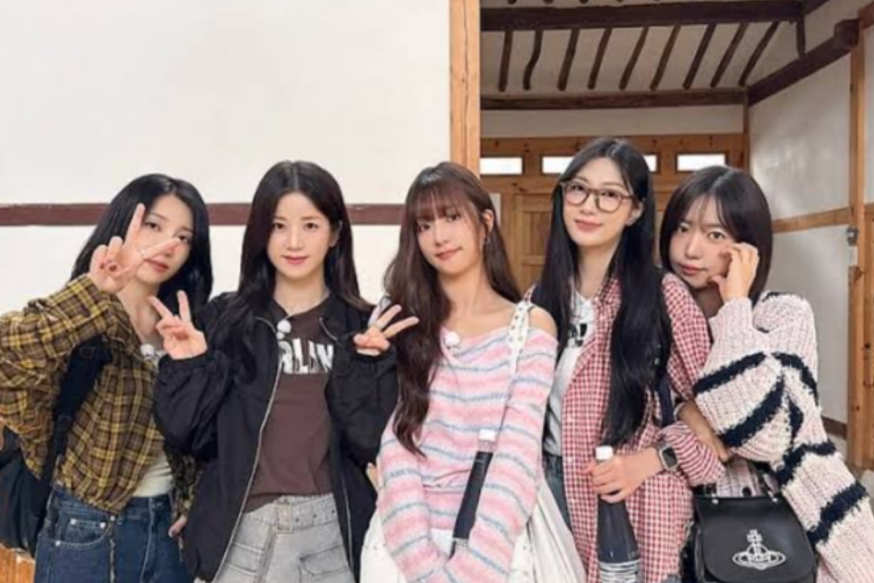 Apink Siap Mengguncang Panggung Musik dengan Mini Album ‘Re: Love’