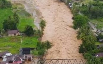 Bencana Iklim Global: Banjir dan Longsor Renggut Ratusan Nyawa di Asia 3 Bencana Iklim Global: Banjir dan Longsor Renggut Ratusan Nyawa di Asia