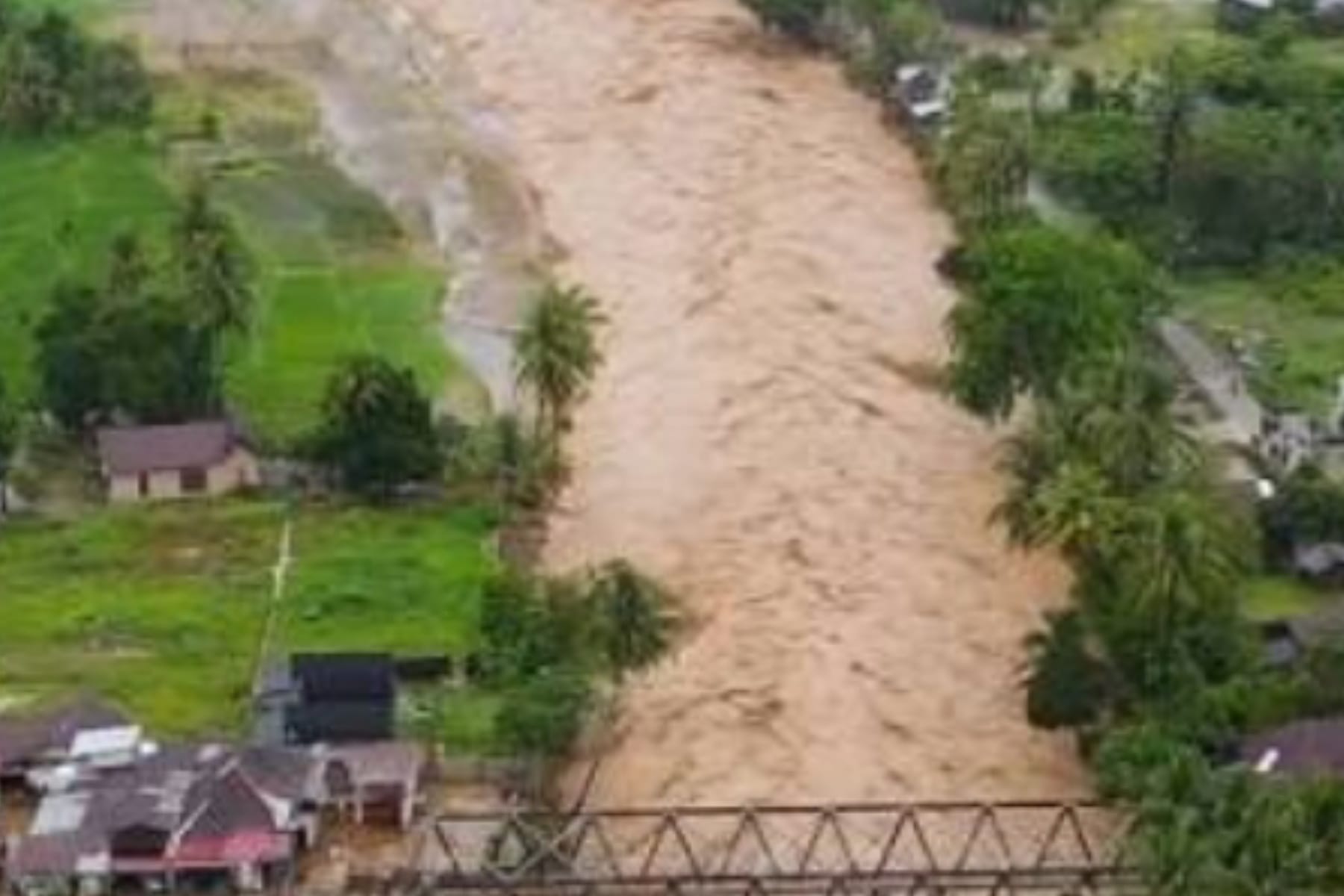 Bencana Iklim Global: Banjir dan Longsor Renggut Ratusan Nyawa di Asia 1 Bencana Iklim Global: Banjir dan Longsor Renggut Ratusan Nyawa di Asia