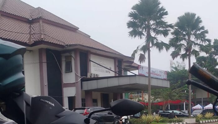 Camat Cileungsi Dinilai ‘Bungkam’ di Tengah Frustrasi Warganya, Akibat Proyek Box Culvert 2 Bulan Mangkrak 