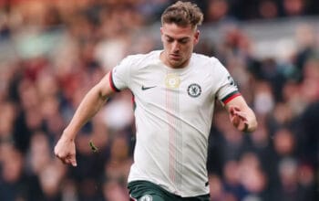 Chelsea Tetapkan Timeline Pemulihan Liam Delap: Terancam Absen Hingga Februari