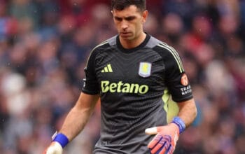 Emiliano Martinez 'Terbuka' Pindah ke Liga Pro Saudi: Mengapa Arab Menarik?