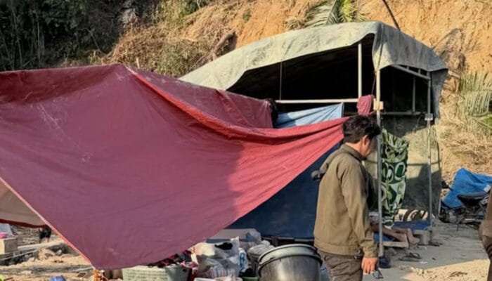 Ferry Irwandi Galang Donasi Rp10 Miliar untuk Korban Bencana