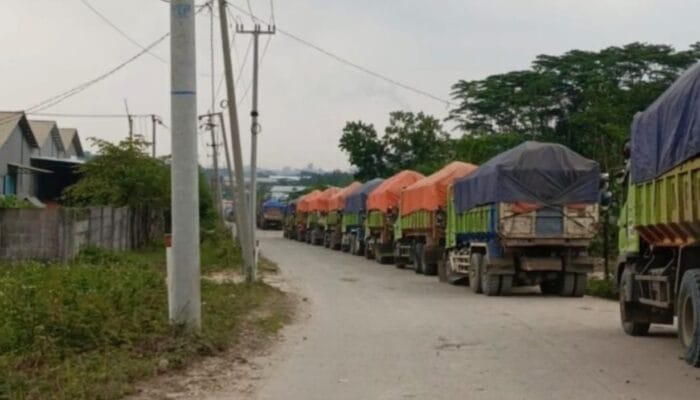 Galian Garimca di Lulut Klapanunggal Bogor Kembali Beroperasi Meski Pernah Disanksi, Masyarakat Resah Jalan Rusak dan Debu