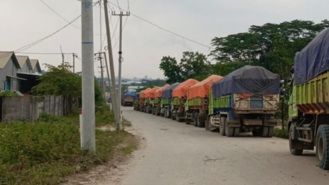 Galian Garimca di Lulut Klapanunggal Bogor Kembali Beroperasi Meski Pernah Disanksi, Masyarakat Resah Jalan Rusak dan Debu