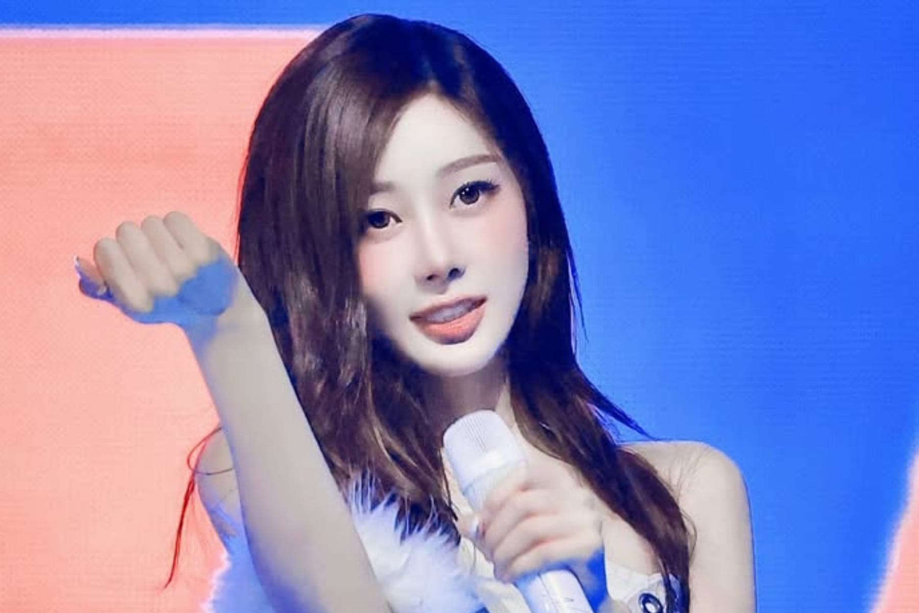 Giselle aespa Buka Suara Soal Tuduhan "Tidak Sopan" Saat Penampilan Jennie BLACKPINK