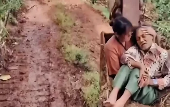 Heboh Video Lansia Dibawa Ekskavator, Bupati Bandung Barat Buka Suara