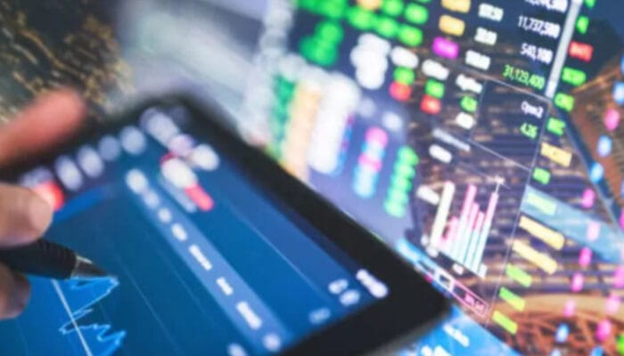 IHSG Cetak Rekor Tertinggi Baru di 8.710,69: Sentimen Energi dan Teknologi Pimpin Penguatan