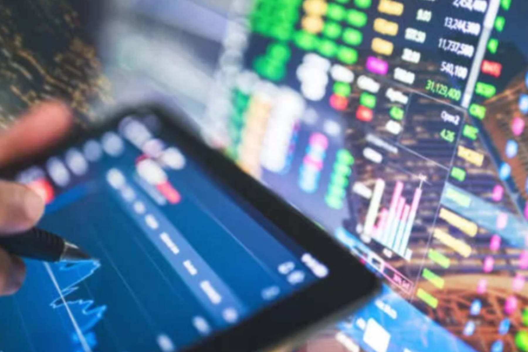 IHSG Cetak Rekor Tertinggi Baru di 8.710,69: Sentimen Energi dan Teknologi Pimpin Penguatan