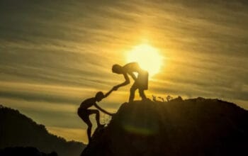 Jembatan Harmoni: Seni Menghargai Orang Lain dalam Berinteraksi 11 Jembatan Harmoni: Seni Menghargai Orang Lain dalam Berinteraksi