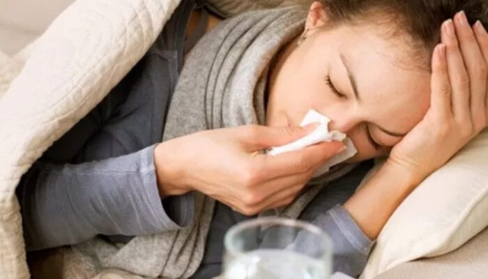 Jurus Ampuh Melawan Dingin: Strategi Jitu Mencegah Sakit di Musim Hujan