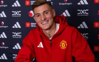 Kabar Baik Old Trafford: Benjamin Sesko Diprediksi Segera Pulih dari Cedera Lutut 5 Kabar Baik Old Trafford: Benjamin Sesko Diprediksi Segera Pulih dari Cedera Lutut