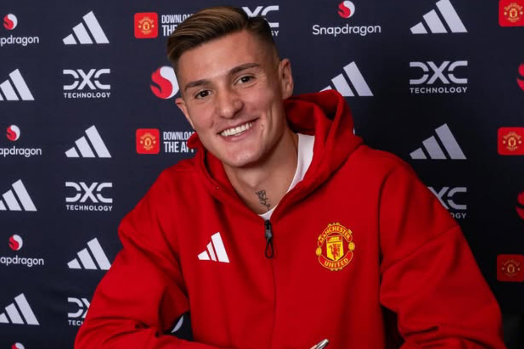 Kabar Baik Old Trafford: Benjamin Sesko Diprediksi Segera Pulih dari Cedera Lutut