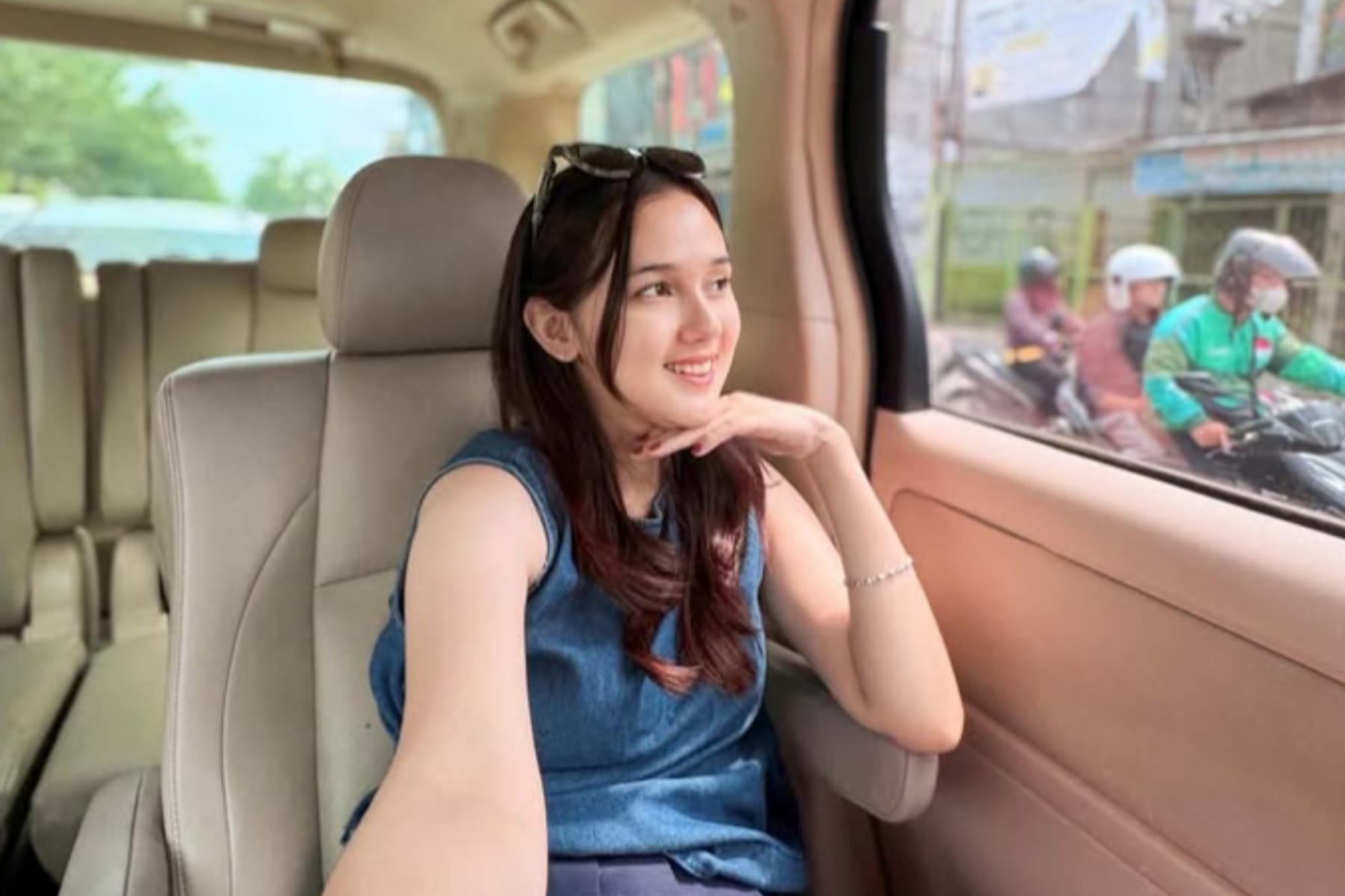 Keluarga Tak Setuju: Kakak Meiza Aulia Buka Suara Soal Pernikahan dengan Eza Gionino 1 Keluarga Tak Setuju: Kakak Meiza Aulia Buka Suara Soal Pernikahan dengan Eza Gionino