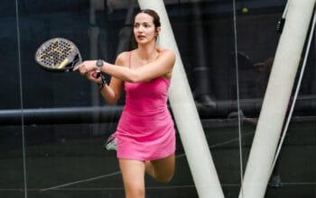 Keseruan Nia Ramadhani Mengikuti Turnamen Padel Hari Ibu