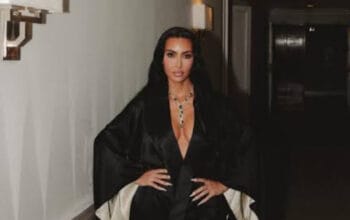 Kim Kardashian Dikecam PETA karena Hadiah Anak Anjing 10 Kim Kardashian Dikecam PETA karena Hadiah Anak Anjing