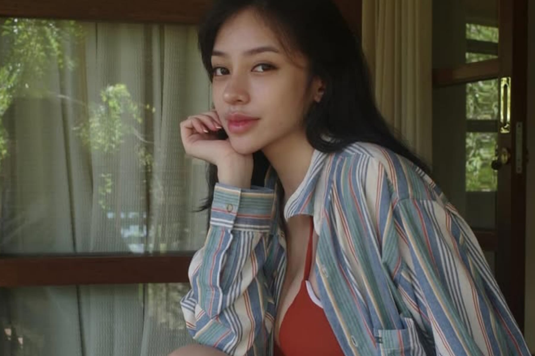 Kisah Amanda Zahra: Patah Hati Nasional Berakhir Bahagia di Pelaminan Adat Sunda 1 Kisah Amanda Zahra: Patah Hati Nasional Berakhir Bahagia di Pelaminan Adat Sunda