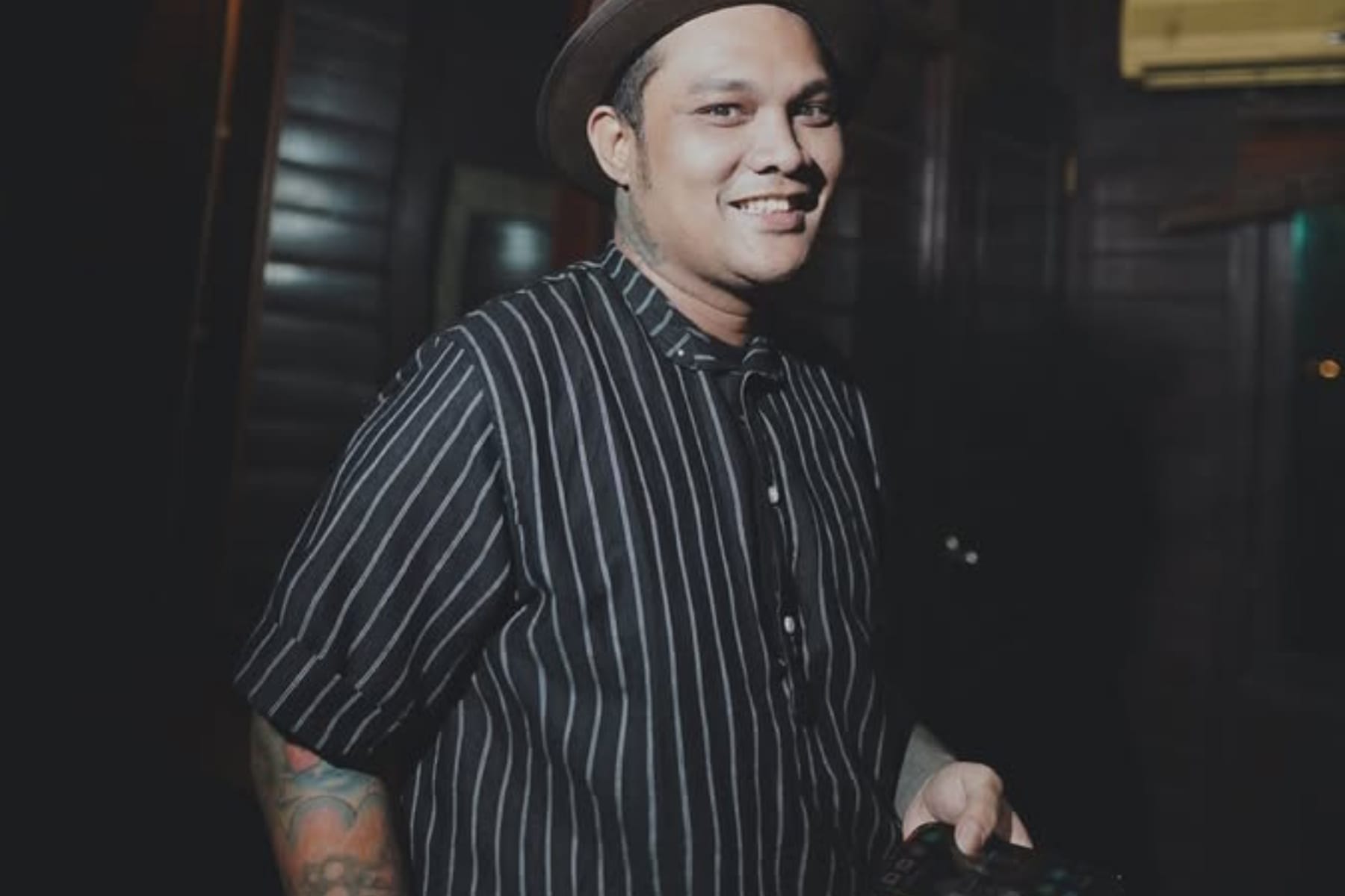 Kisruh Rumah Tangga: Virgoun Batasi Pertemuan Anak dengan Inara Rusli