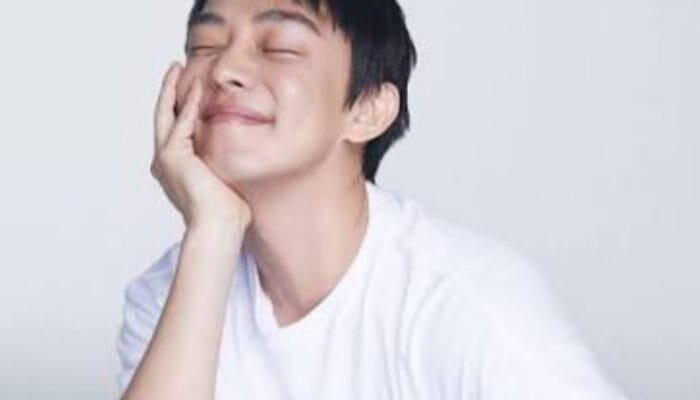 Klarifikasi Agensi Terkait Rumor Kembalinya Yoo Ah In ke Layar Lebar