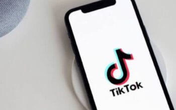 Melaju Kencang: Stecu Stecu Faris Adam Guncang Top 10 TikTok Global 2025 10 Melaju Kencang: Stecu Stecu Faris Adam Guncang Top 10 TikTok Global 2025