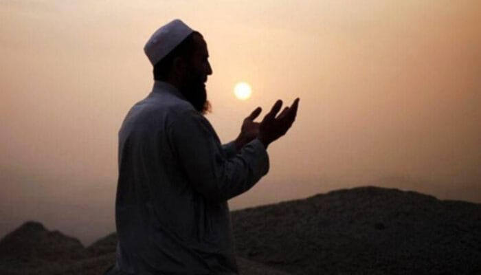 Menghitung Diri Sebelum Dihitung: Pentingnya Muhasabah di Malam Hari