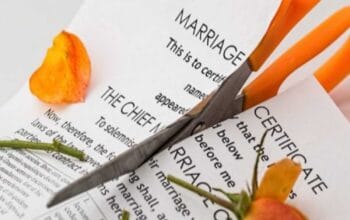 Mengungkap Akar Masalah Penyebab Perpisahan Rumah Tangga 10 Mengungkap Akar Masalah Penyebab Perpisahan Rumah Tangga