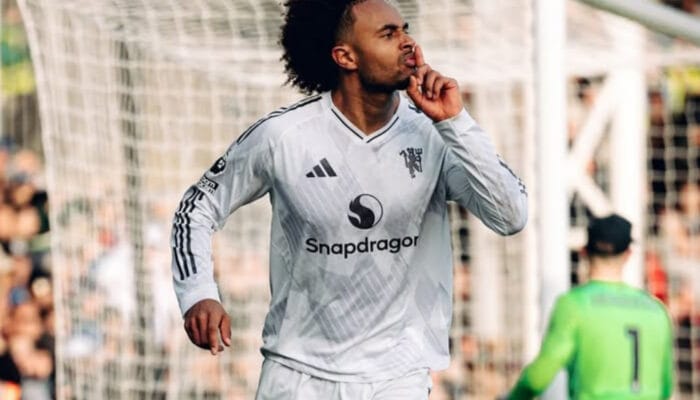 Nasib Joshua Zirkzee di Man Utd: Terganjal Syarat Transfer Sulit