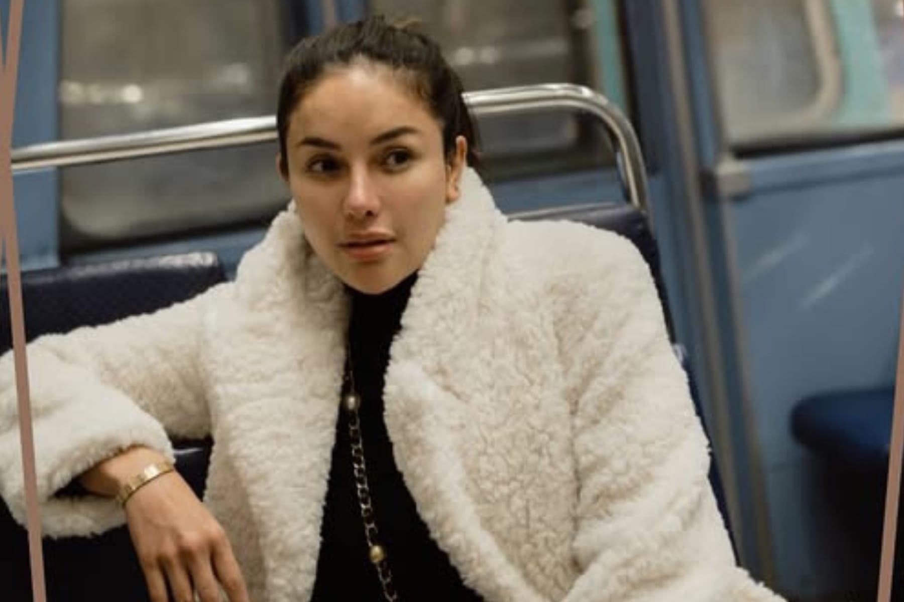 Nikita Mirzani Ambil Langkah Kasasi ke MA: Siap Hadapi Risiko Hukuman Lebih Berat 1 Nikita Mirzani Ambil Langkah Kasasi ke MA: Siap Hadapi Risiko Hukuman Lebih Berat