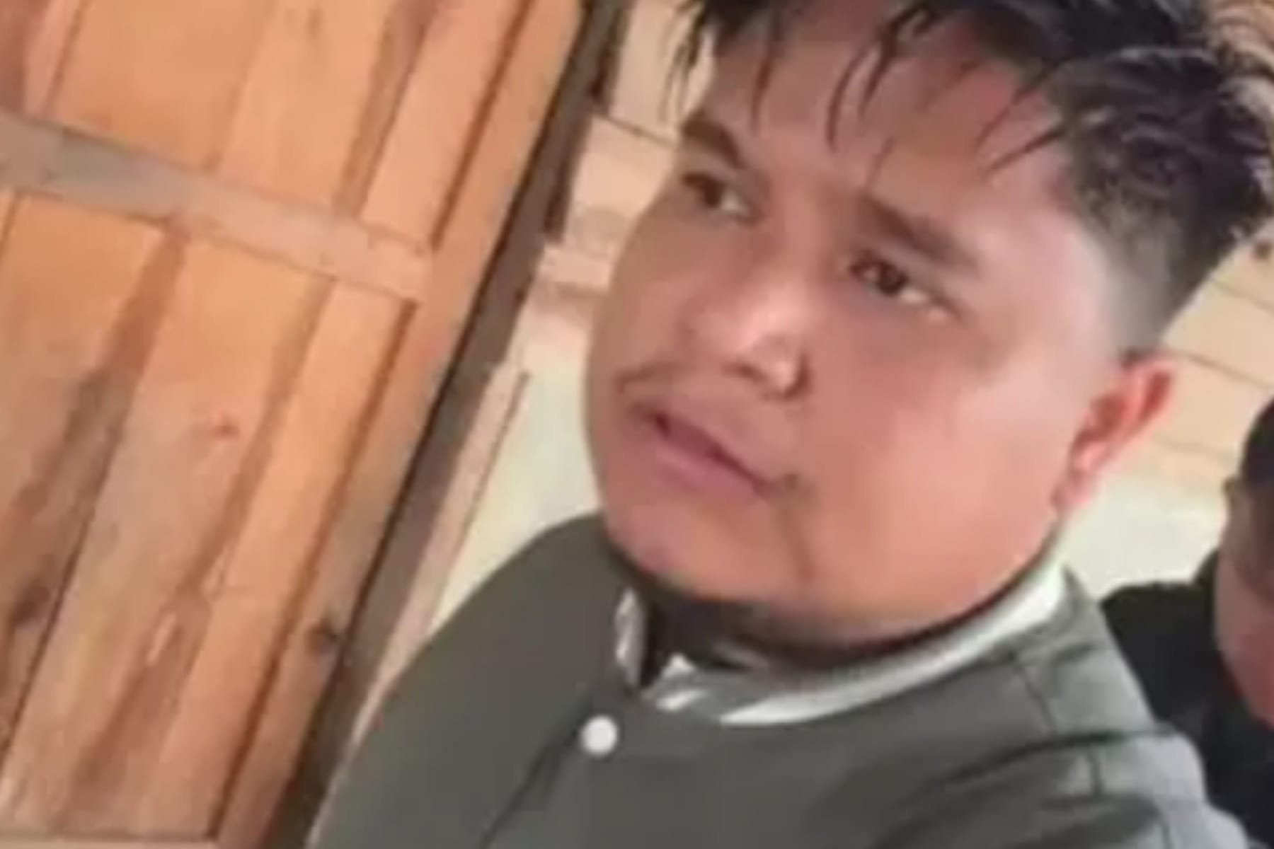 Pedangdut Taufiqur Rahman Terjebak Banjir Bandang dan Longsor di Tanah Kelahiran 1 Pedangdut Taufiqur Rahman Terjebak Banjir Bandang dan Longsor di Tanah Kelahiran