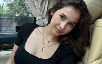 Profil Sandrinna Michelle: Aktris Muda Berdarah Campuran dan Karier Gemilang Sejak Cilik 4 Profil Sandrinna Michelle: Aktris Muda Berdarah Campuran dan Karier Gemilang Sejak Cilik