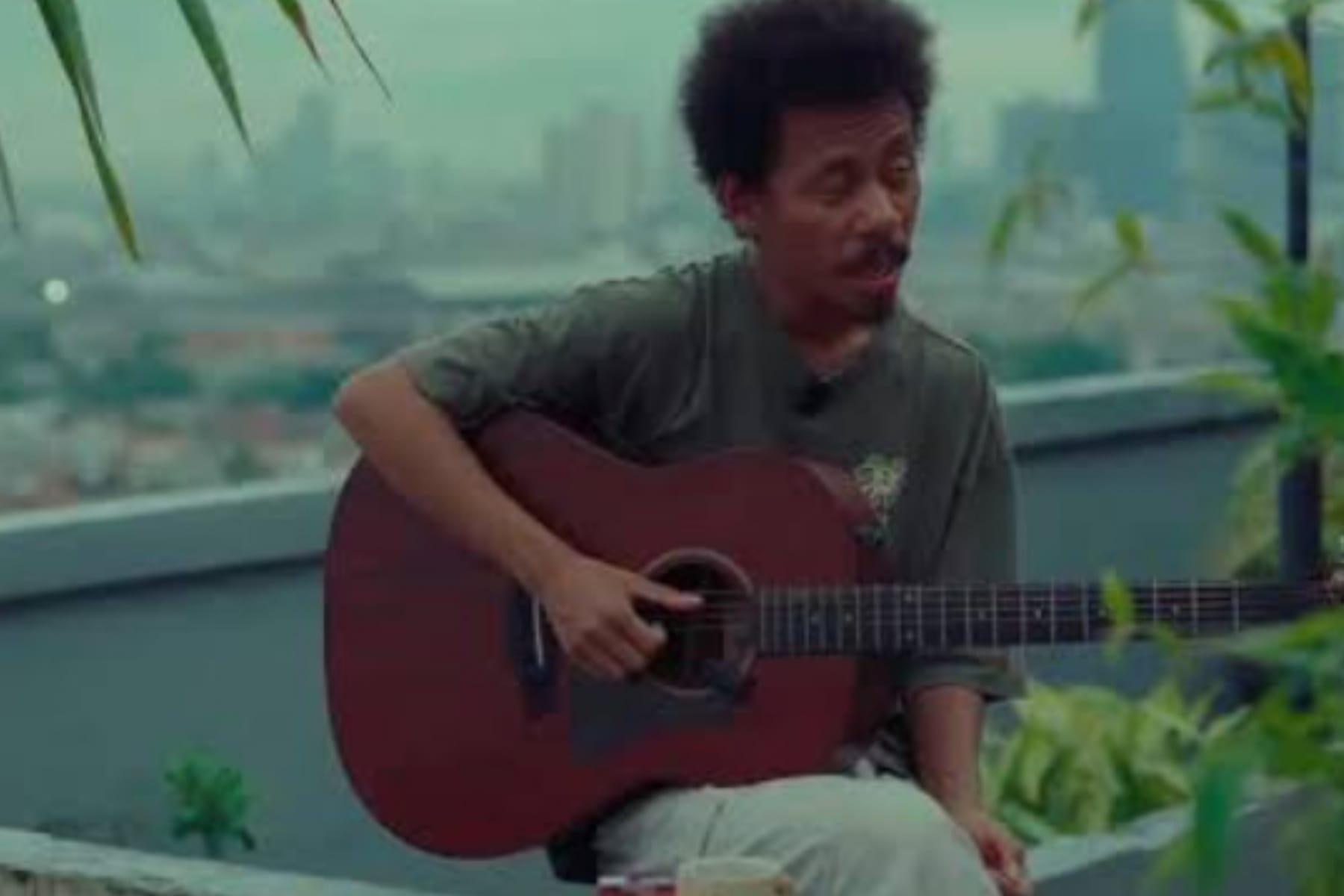 Raim Laode Tuai Pujian: Hentikan Konser Demi Hormati Panggilan Azan Magrib