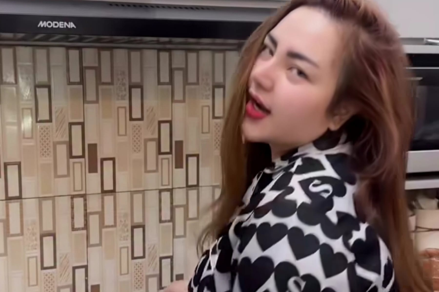 Selebgram Lisa Mariana Lolos dari Penahanan Pasca Pemeriksaan Kasus Video Syur