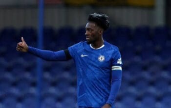 Terjebak Aturan FIFA: Axel Disasi Sulit Tinggalkan Chelsea sebagai Pemain Pinjaman