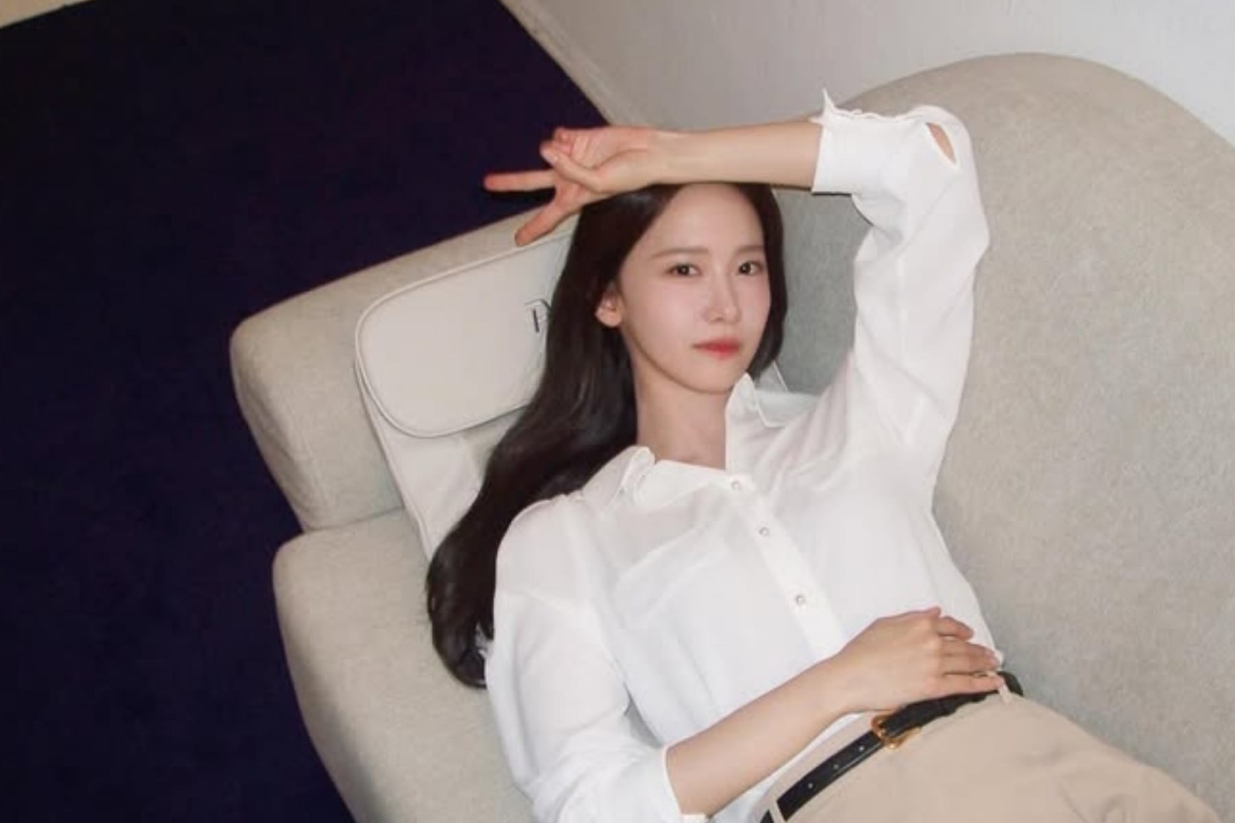 Transformasi Peri Musim Dingin: YoonA SNSD Rilis Foto Konsep Single Solo Barunya