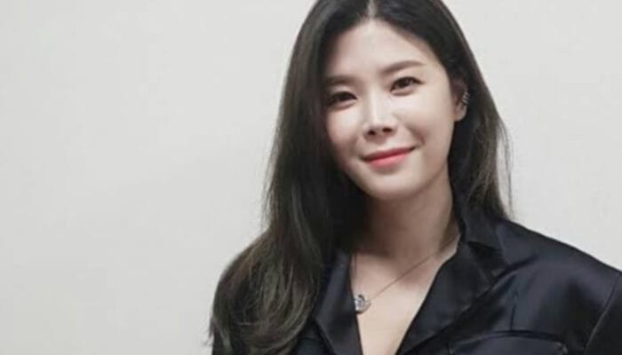 Unggahan Melankolis Penyanyi Lyn di Media Sosial Jadi Sorotan