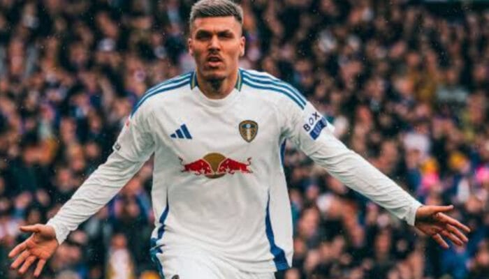 Dilema Transfer Joel Piroe: Alasan Mengapa Bintang Leeds Tak Ke Parkhead