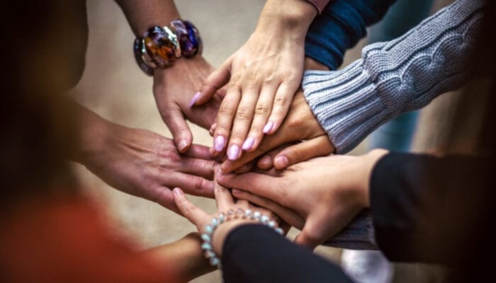 Esensi Persahabatan: Apa Arti Teman Sejati?