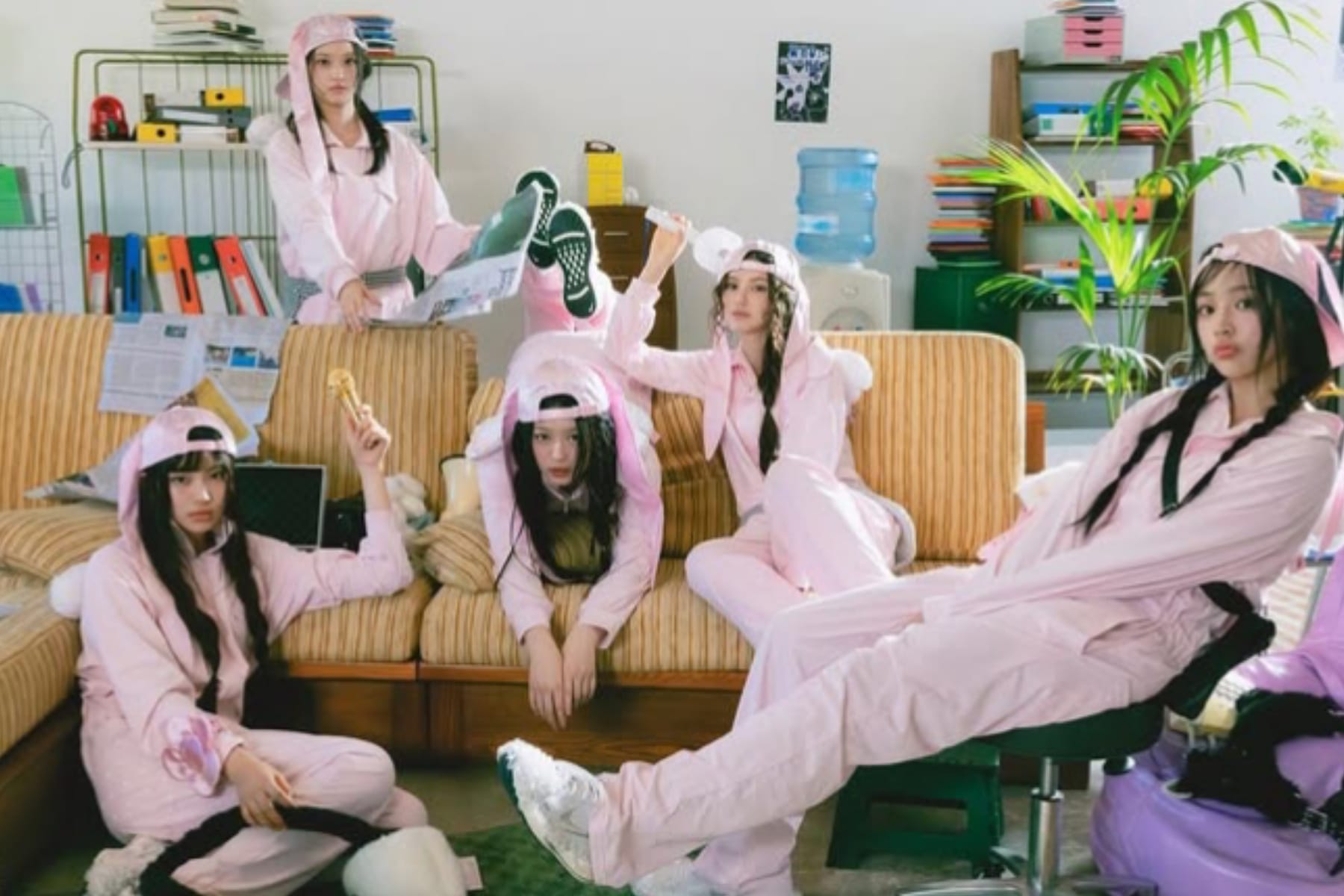 Fans NewJeans Minta MrBeast Beli HYBE: Gerakan yang Menuai Kritik