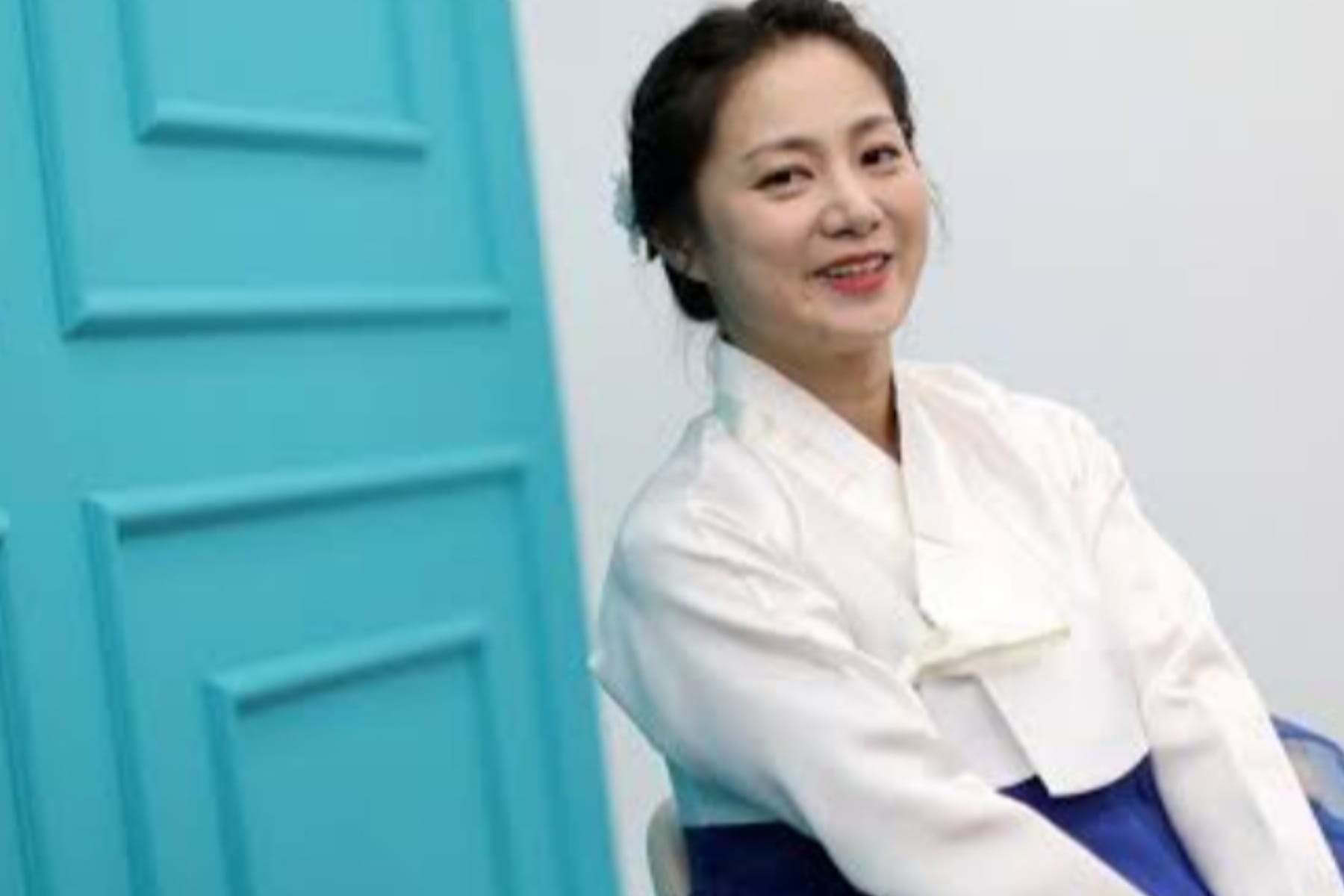 Fokus Belajar Makgeolli, Cara Unik Park Na Rae Pulihkan Diri dari Tekanan Mental 1 Fokus Belajar Makgeolli, Cara Unik Park Na Rae Pulihkan Diri dari Tekanan Mental