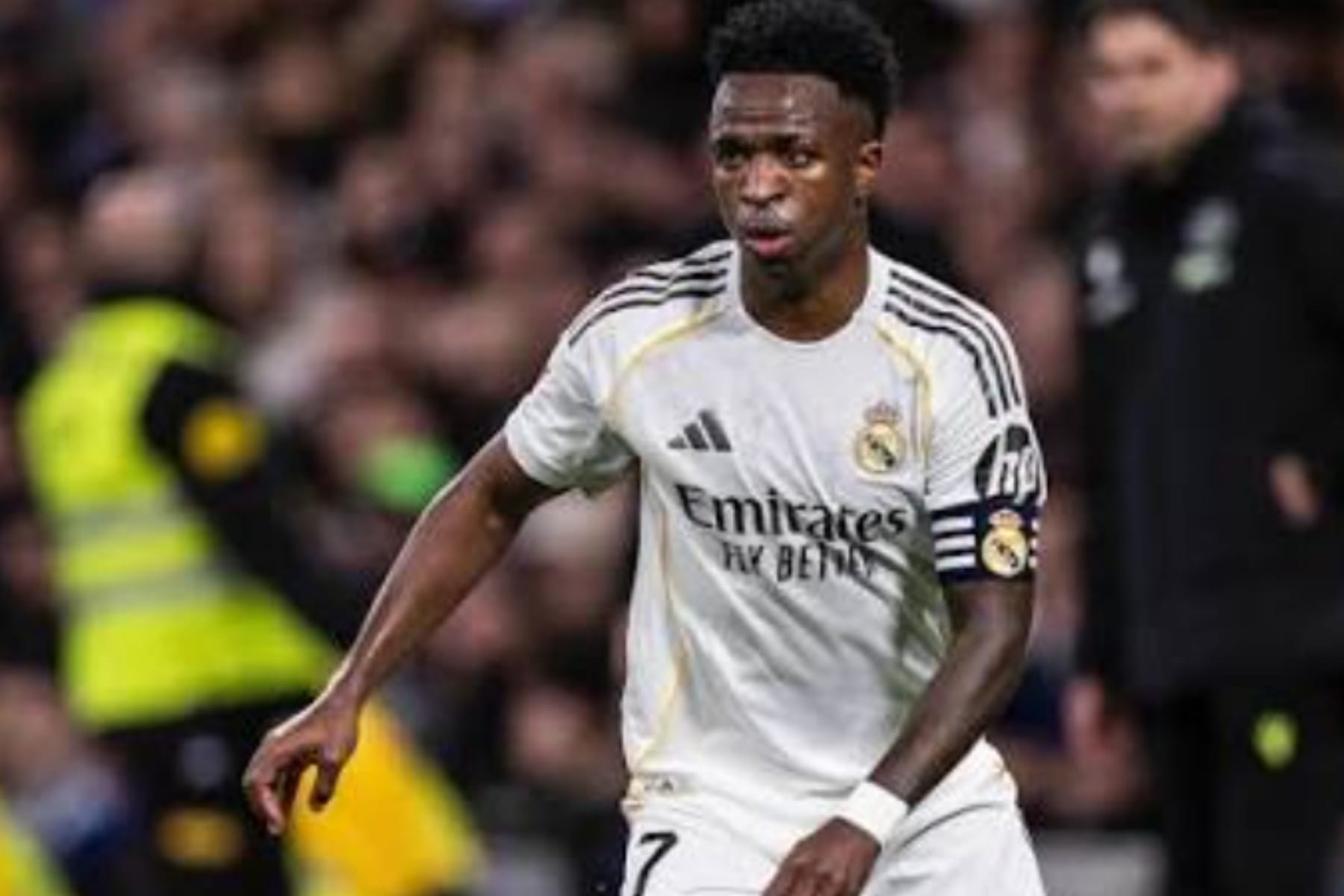 Gejolak Real Madrid: Masa Depan Vinicius Jr Setelah Era Alonso 1 Gejolak Real Madrid: Masa Depan Vinicius Jr Setelah Era Alonso