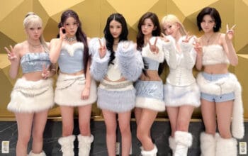 Genapi Kemenangan ke-10, NMIXX "Blue Valentine" Rajai Music Bank K-Chart 3 Genapi Kemenangan ke-10, NMIXX "Blue Valentine" Rajai Music Bank K-Chart