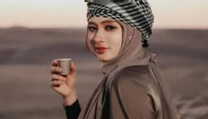 Heboh Pernikahan Siri Inara Rusli dan Insanul Fahmi