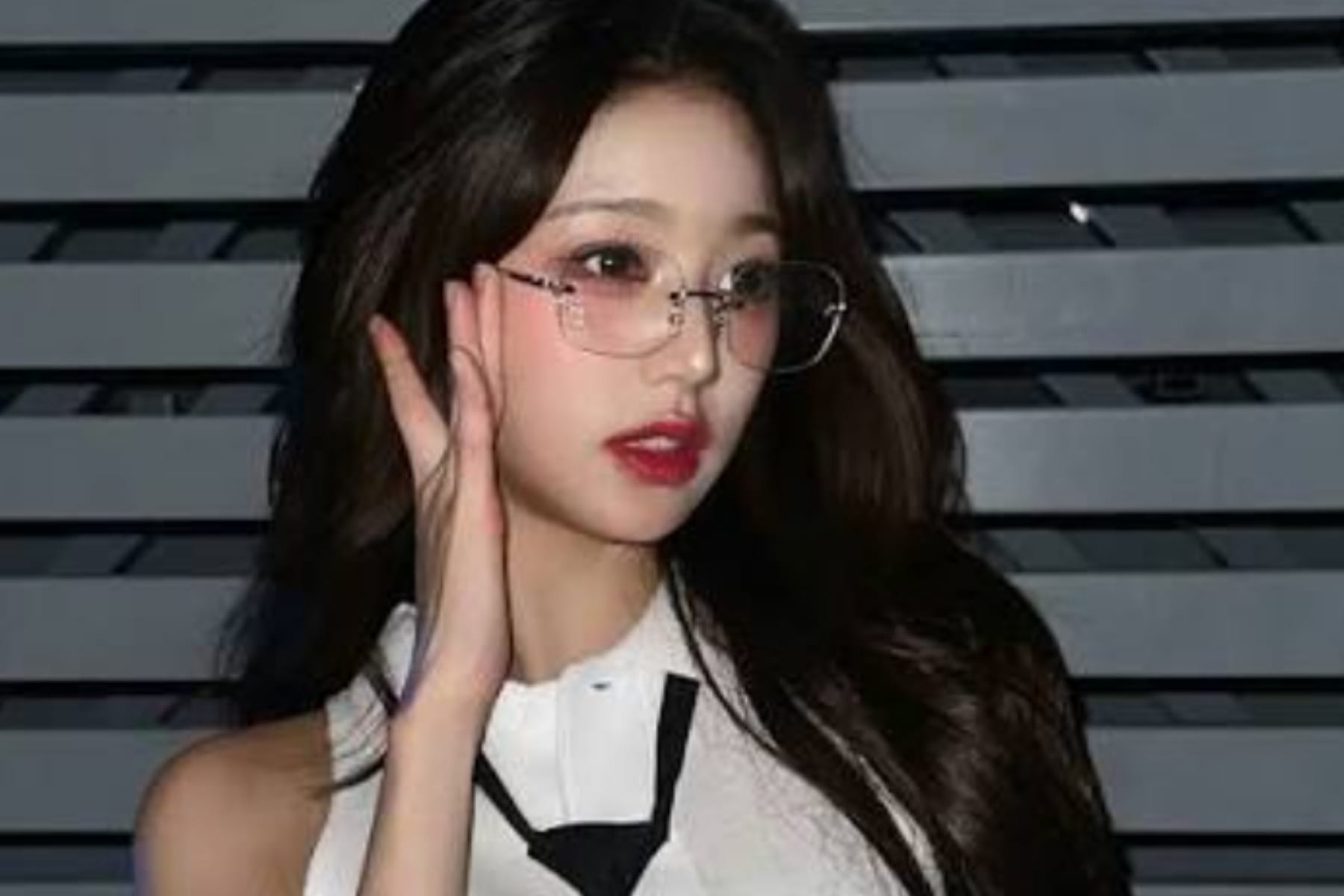 Kontroversi Disiplin: Jang Wonyoung IVE Kembali Disorot 1 Kontroversi Disiplin: Jang Wonyoung IVE Kembali Disorot