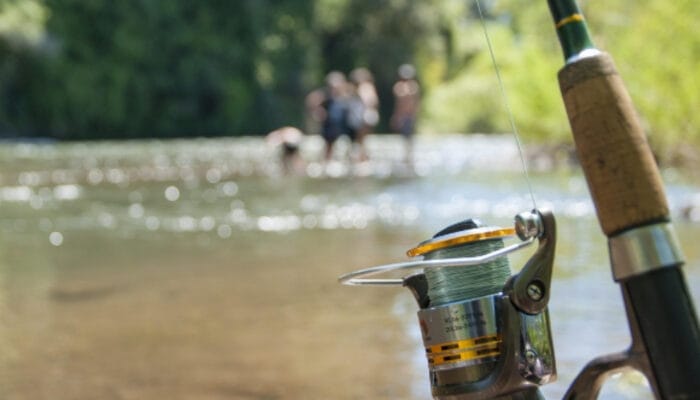 Memancing: Terapi Ampuh Mengusir Penat dan Stres