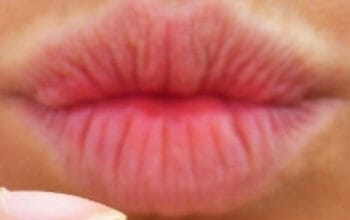 Misteri Bibir Pucat: Apa yang Sedang Terjadi pada Tubuh Anda?