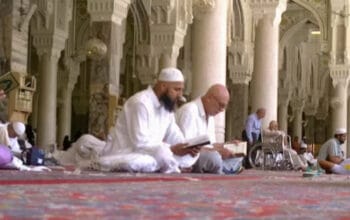 Rahasia Keberkahan: Manfaat Rutin Hadir ke Majelis Ilmu