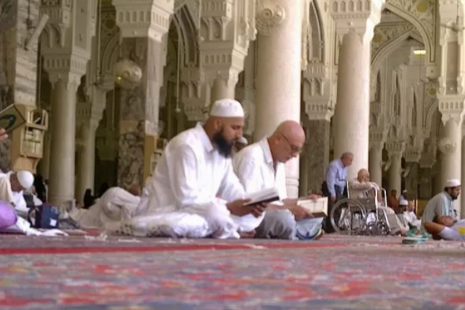 Rahasia Keberkahan: Manfaat Rutin Hadir ke Majelis Ilmu